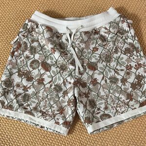 NWOT Nike Mens DNA Woven Rebel 8”Floral Print Basketball Shorts Reversible L